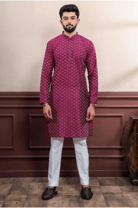 Cotton Purple Men Kurta in Weaving KURR505
