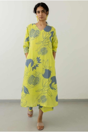 Viscose Yellow Straight Suit in Digital print SK155299